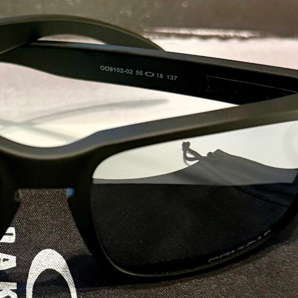 OO9102 Oakley Holbrook Chrome Iridium Prizm Polarized Sunglasses - Picture 4 of 11